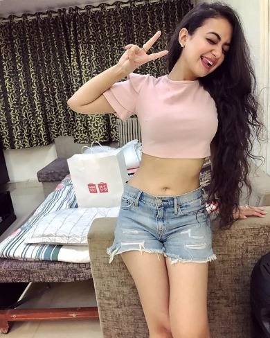 Ruhi - Ghaziabad Escorts
